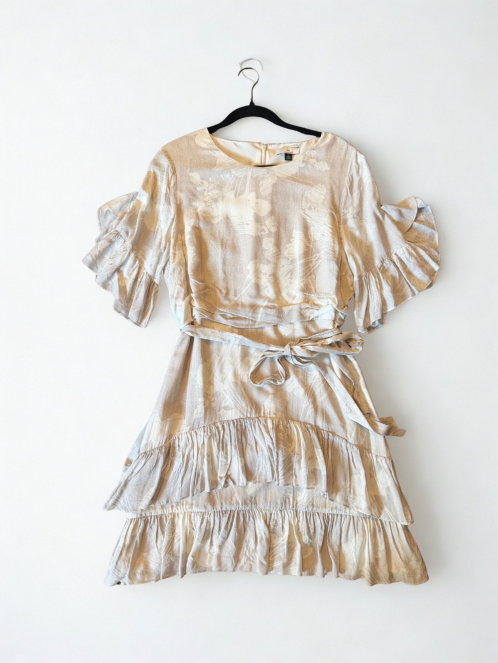 Halston Heritage Cream/Tan Dress